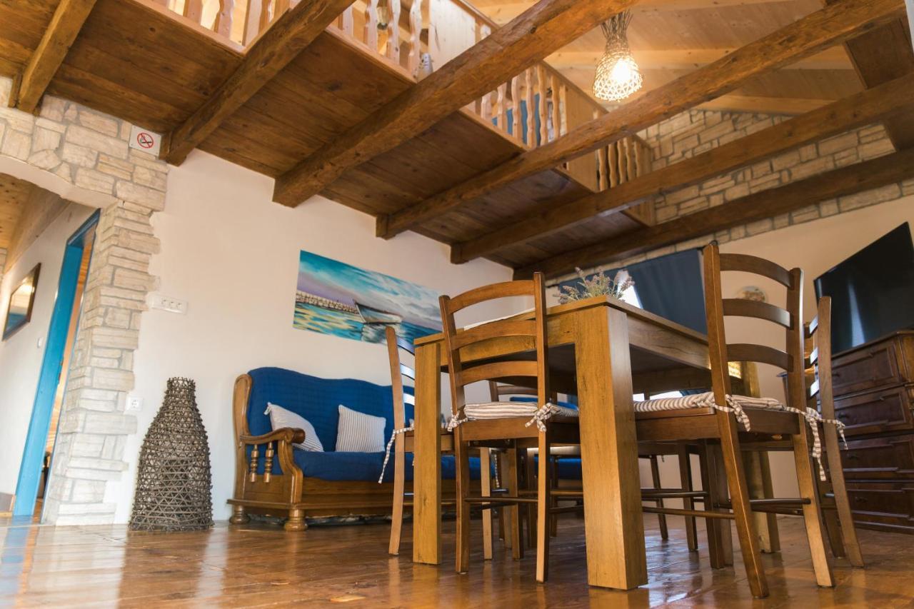 Rustic Apartment Mariva Ljubač Eksteriør bilde